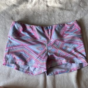 Fleo Shorts